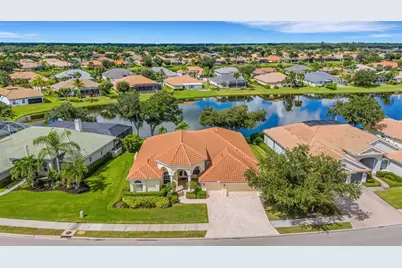 8339 Barton Farms Boulevard, Sarasota, FL 34240 - Photo 3