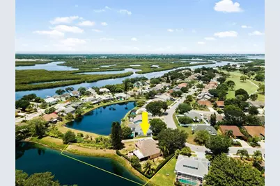 1009 45th Street E, Bradenton, FL 34208 - Photo 1