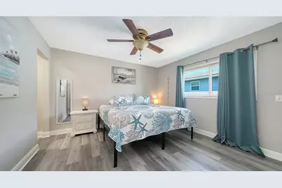 2514 Avenue B, Bradenton Beach, FL 34217 - Photo 39