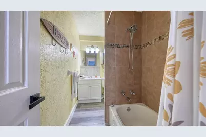 2514 Avenue B, Bradenton Beach, FL 34217 - Photo 69