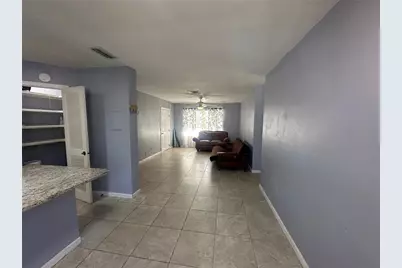 4507 9th Street W #D8, Bradenton, FL 34207 - Photo 5