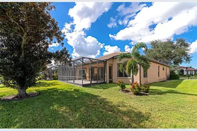 8013 Stirling Falls Circle, Sarasota, FL 34243 - Photo 41