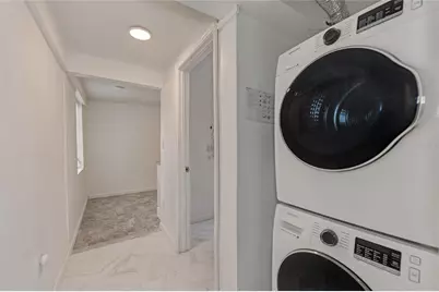 405 80th Street #B, Holmes Beach, FL 34217 - Photo 21