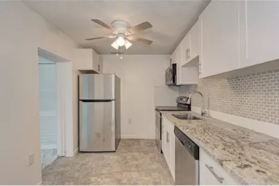 405 80th Street #B, Holmes Beach, FL 34217 - Photo 13