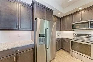 250 Hidden Bay Dr, Osprey, FL 34229 - Photo 7