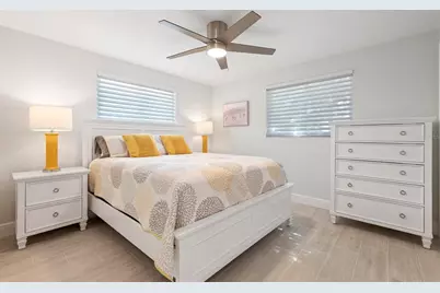 504 69th Street, Holmes Beach, FL 34217 - Photo 37