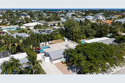 504 69th Street, Holmes Beach, FL 34217 - Photo 51