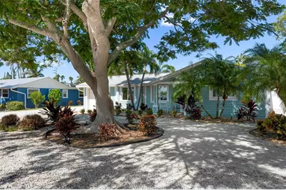 504 69th Street, Holmes Beach, FL 34217 - Photo 65