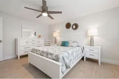 504 69th Street, Holmes Beach, FL 34217 - Photo 35