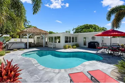 504 69th Street, Holmes Beach, FL 34217 - Photo 3