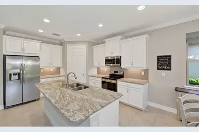 156 Ventosa Place, Nokomis, FL 34275 - Photo 3