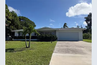 411 60th Street NW, Bradenton, FL 34209 - Photo 1