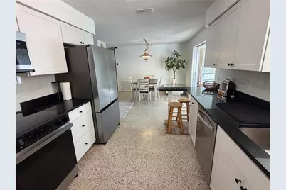 411 60th Street NW, Bradenton, FL 34209 - Photo 11