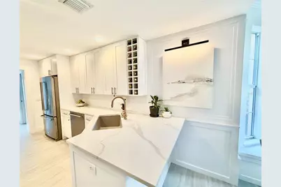 1523 Napoli Drive E, Sarasota, FL 34232 - Photo 9
