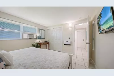212 66th Street, Holmes Beach, FL 34217 - Photo 33