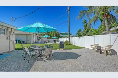 212 66th Street, Holmes Beach, FL 34217 - Photo 39
