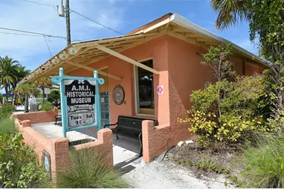 212 66th Street, Holmes Beach, FL 34217 - Photo 63