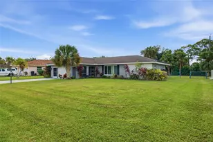 204 Monet Dr, Nokomis, FL 34275 - Photo 3
