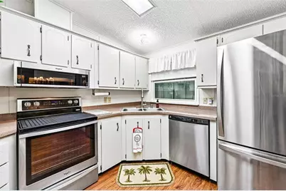 8510 Countess Avenue Circle, Palmetto, FL 34221 - Photo 11