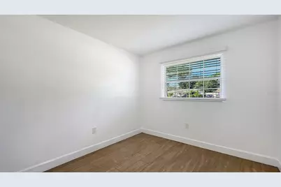 5044 Brookmeade Drive, Sarasota, FL 34232 - Photo 23