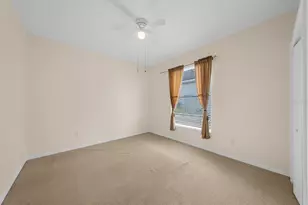 3715 72nd Ave Cir E, Sarasota, FL 34243 - Photo 27