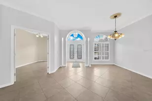 3715 72nd Ave Cir E, Sarasota, FL 34243 - Photo 7