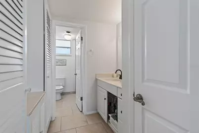 4330 Falmouth Drive #107, Longboat Key, FL 34228 - Photo 35