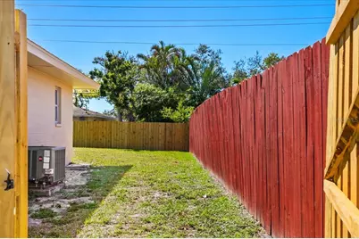 404 Briarwood Road, Venice, FL 34293 - Photo 19