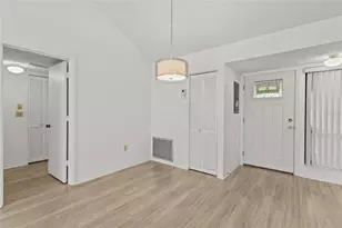 1627 Brookhouse Dr, Sarasota, FL 34231 - Photo 3