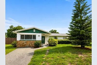 8628 Magnolia Drive, Seminole, FL 33777 - Photo 1