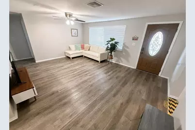 8628 Magnolia Drive, Seminole, FL 33777 - Photo 25