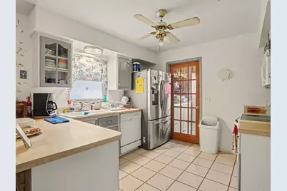6313 Sweetwater Drive E, Lakeland, FL 33811 - Photo 9
