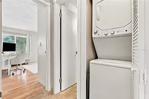 690 99th Ave N, Saint Petersburg, FL 33702 - Photo 25