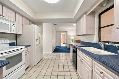 5561 Briar Creek Way, Sarasota, FL 34235 - Photo 17