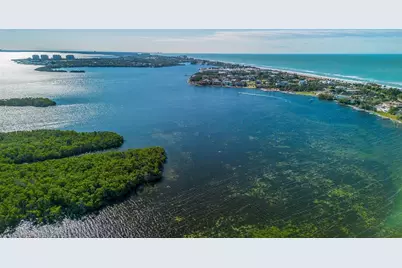 597 Sutton Place, Longboat Key, FL 34228 - Photo 41