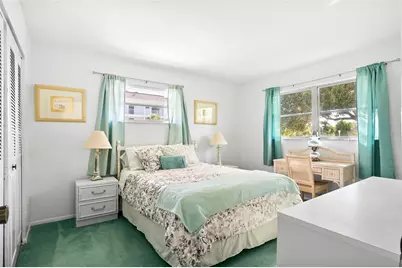 597 Sutton Place, Longboat Key, FL 34228 - Photo 17