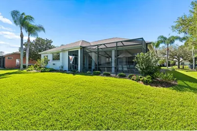 9921 Laurel Valley Avenue Circle, Bradenton, FL 34202 - Photo 31