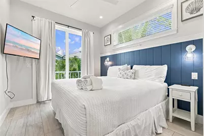 104 5th Street S, Bradenton Beach, FL 34217 - Photo 43