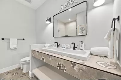 104 5th Street S, Bradenton Beach, FL 34217 - Photo 35