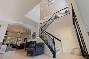 647 Santa Maria Dr, Tierra Verde, FL 33715 - Photo 9