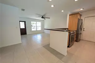 1133 Russell Ave, Sarasota, FL 34232 - Photo 9