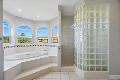 2041 Harbour Watch Circle, Tarpon Springs, FL 34689 - Photo 21