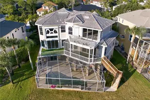 2041 Harbour Watch Cir, Tarpon Springs, FL 34689 - Photo 33