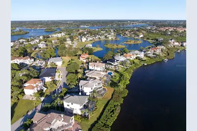 2041 Harbour Watch Circle, Tarpon Springs, FL 34689 - Photo 37