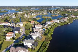 2041 Harbour Watch Cir, Tarpon Springs, FL 34689 - Photo 37