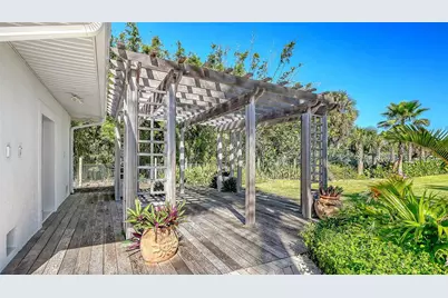 6061 Gulf Of Mexico Drive, Longboat Key, FL 34228 - Photo 11