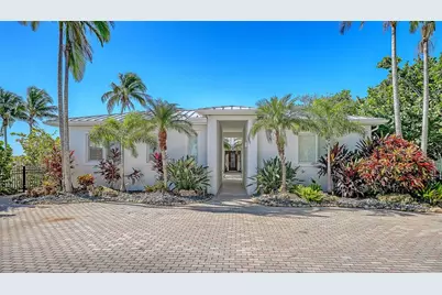 6061 Gulf Of Mexico Drive, Longboat Key, FL 34228 - Photo 13