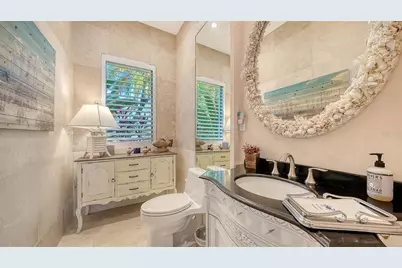 6061 Gulf Of Mexico Drive, Longboat Key, FL 34228 - Photo 39