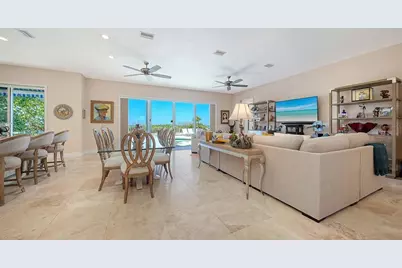 6061 Gulf Of Mexico Drive, Longboat Key, FL 34228 - Photo 21