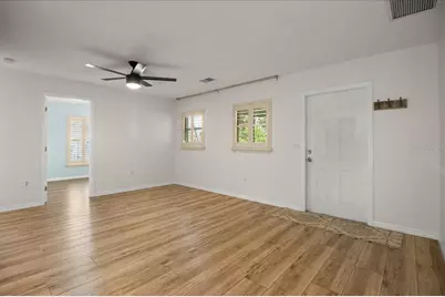 2201 54th Avenue Drive W, Bradenton, FL 34207 - Photo 35